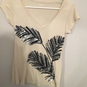 Express: tan v-neck tee